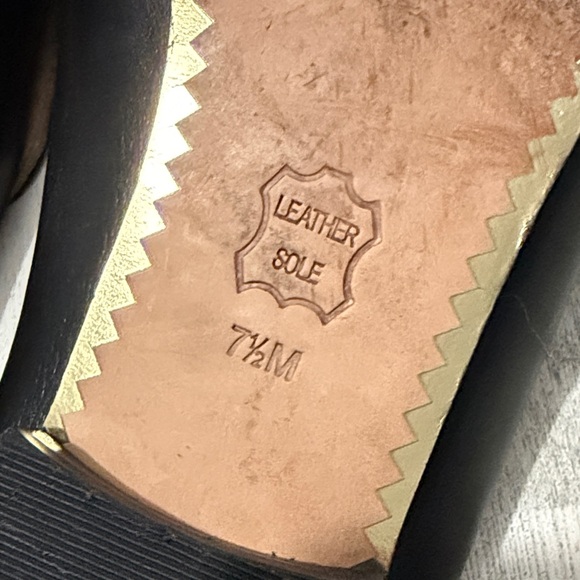 Tory Burch Amelia Black Leather Women's Loafers with Gold Accents Size 7.5 - Picture 11 of 15